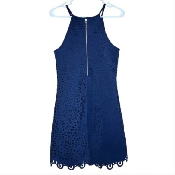 NEW Lilly Pulitzer Pearl Laser Cut Scuba Dress Small Blue Shift Cocktail Chic - Picture 3 of 11